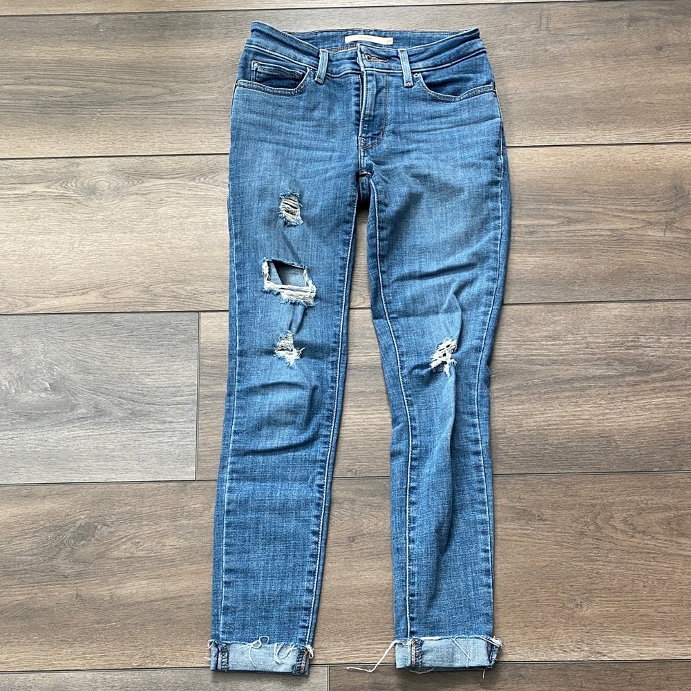 Levi's 711 Medium Wash Ripped Skinny Jeans